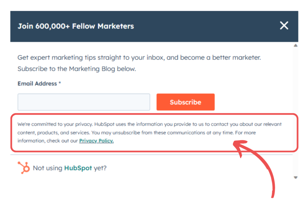 HubSpot clearly identifies its privacy policy on its subscription form